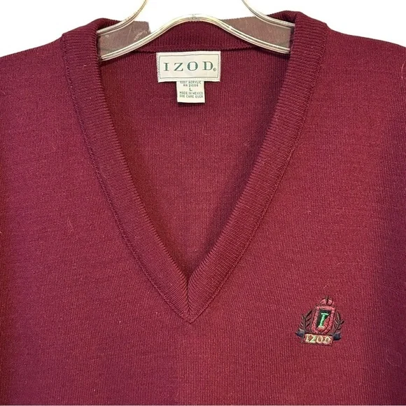 Izod Men's V-Neck Sweater Vest in Burgundy - Picture 4 of 7